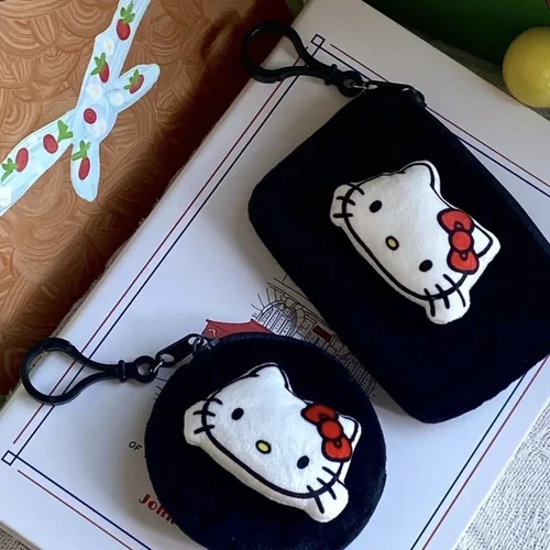 卡通猫咪圆形毛绒耳机可爱挂件零钱包包学生硬币收纳
