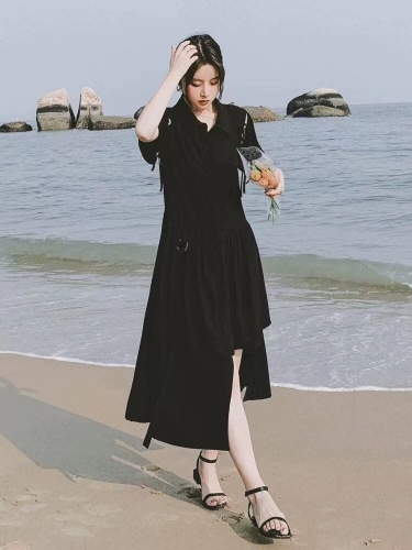 杭州意法女装特价清仓黑色侧开口不规则连衣裙
