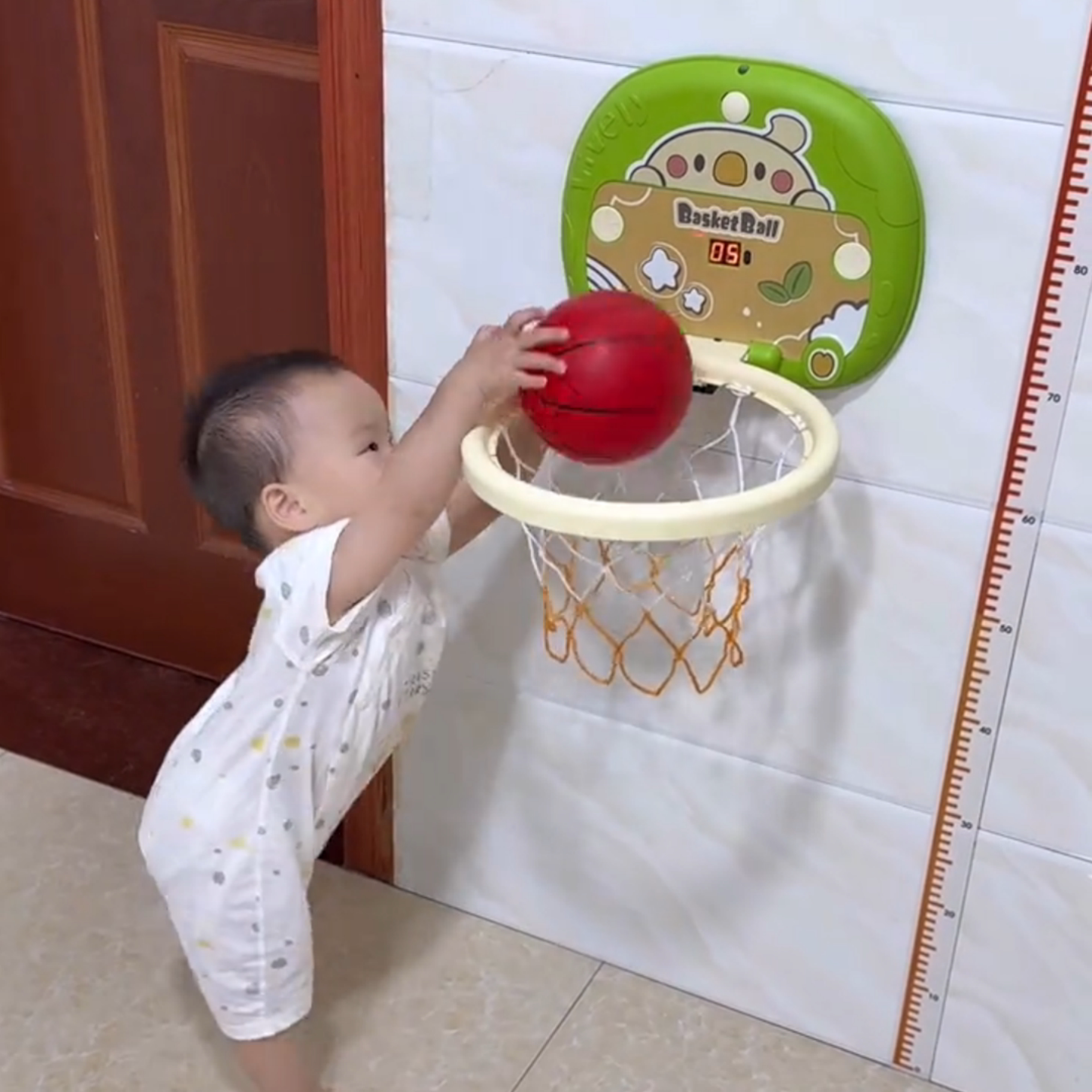 篮球投篮框儿童室内家用挂式投篮架宝宝积分静音皮球篮球圈1-3岁