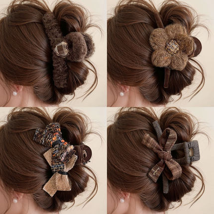 秋冬毛绒蝴蝶结抓夹女高级感2025新款大号后脑勺盘发夹鲨鱼夹头饰