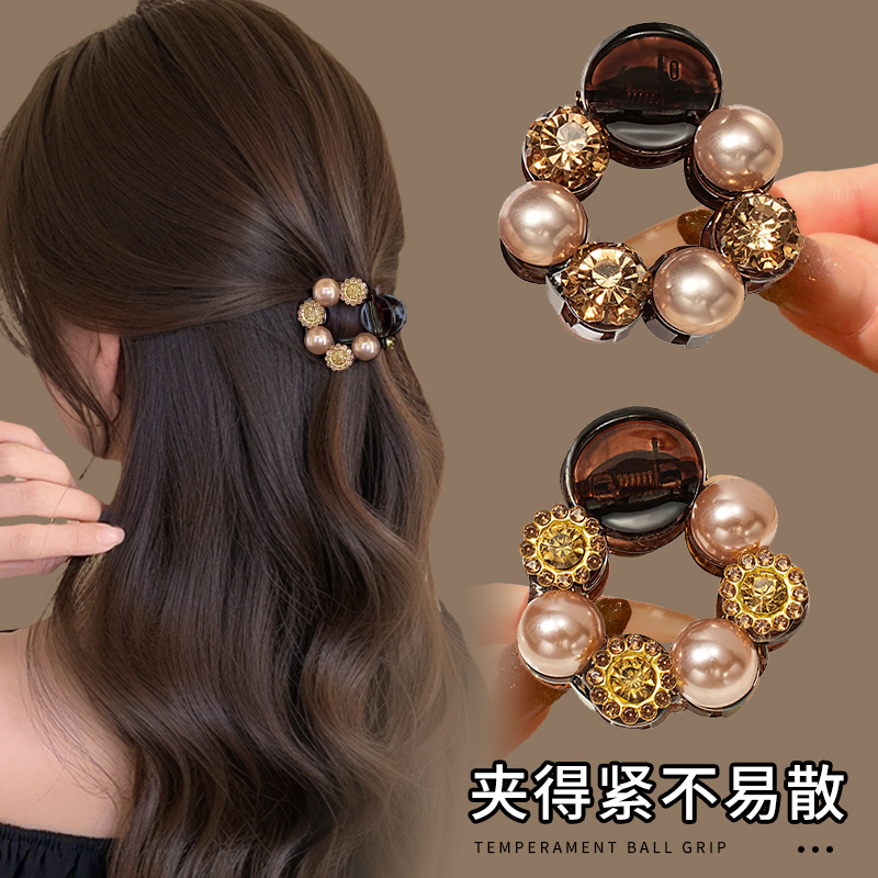 超显气质的水钻半扎发抓夹~