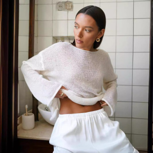 Knitted Perspective Sleeves shirt Flare Hollow