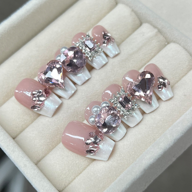 lovefix纯手工穿戴甲短T轻奢重工爆闪粉钻满钻带珍珠显白气质甲贴