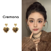 秋冬轻奢高级感爱心耳钉小巧精致巨好看耳环独特气质时尚 百搭耳饰