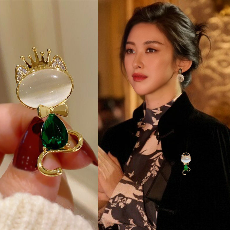 可爱卡通猫咪胸针女新款图片