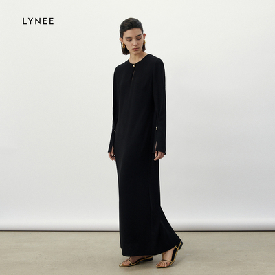 LYNEE 水滴镂空领醋酸垂感直身连衣裙女2025新款夏法式优雅长裙