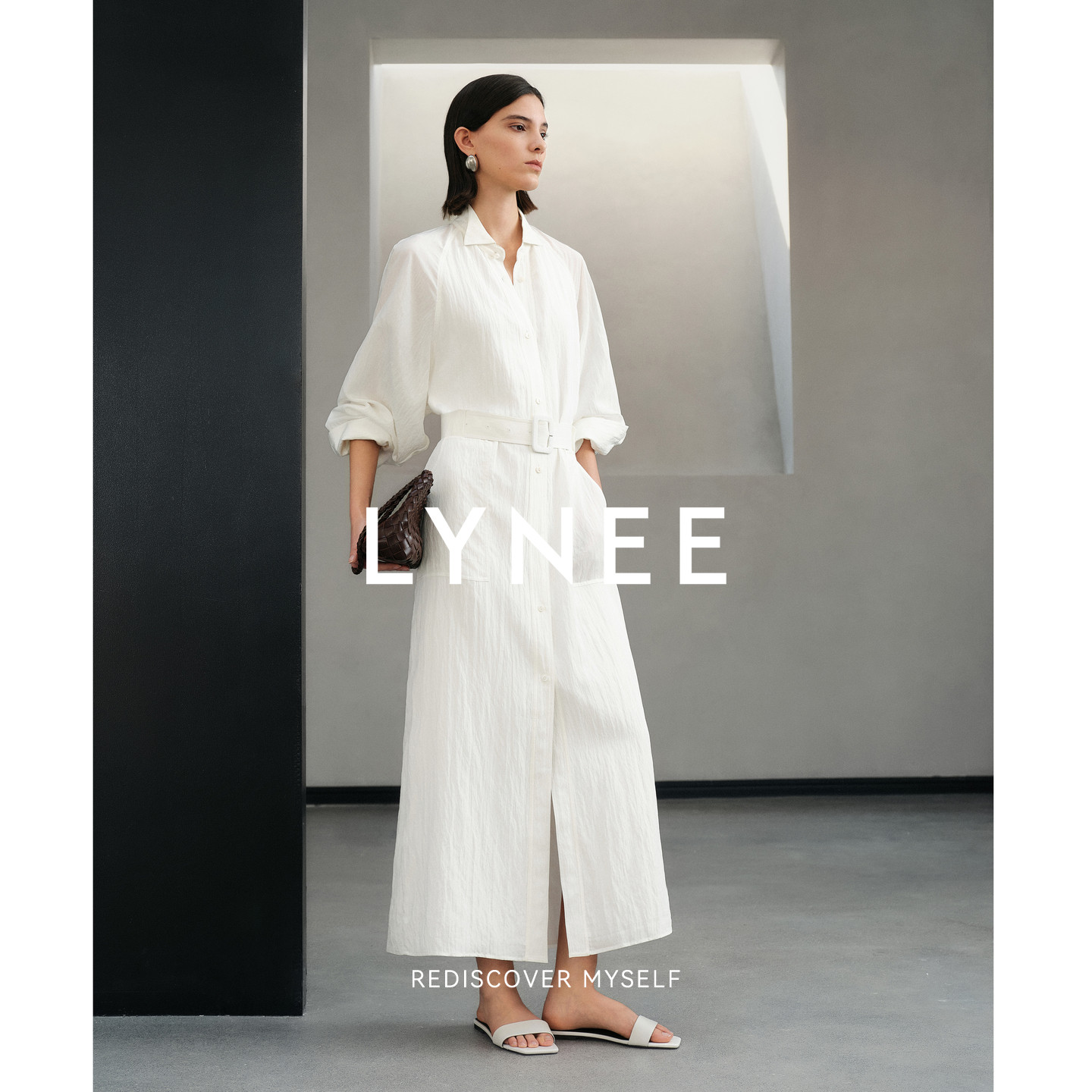 LYNEE【云归山阜】白色高级感连衣裙女2026春夏新款气质百搭长裙