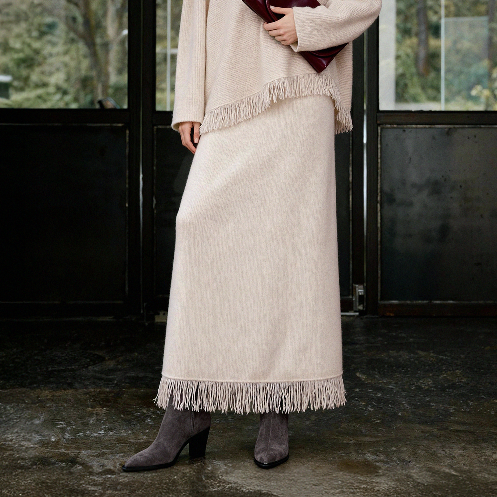LYNEE【秋日漫步】黑标系列 纯羊绒针织流苏半裙 中长款直筒裙子