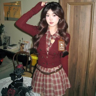 韩系学院风红色格子套装女冬装2025新款连衣短裙子圣诞穿搭一整套