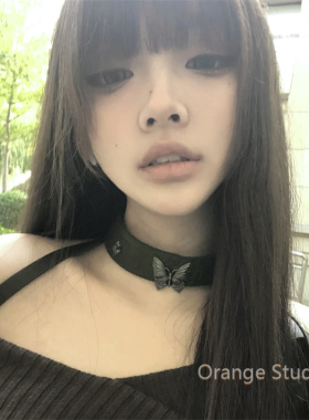 复古墨绿色蝴蝶皮革项圈
