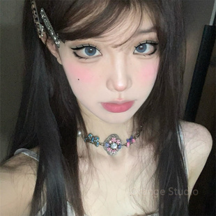 古着感彩色镂空蝴蝶珍珠拼接项链复古做旧款重工金属锁骨链颈链女