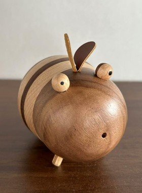 家居餐桌萌趣小摆件实木氛围摆件胡桃木蜜蜂牙签盒实木质创意可爱