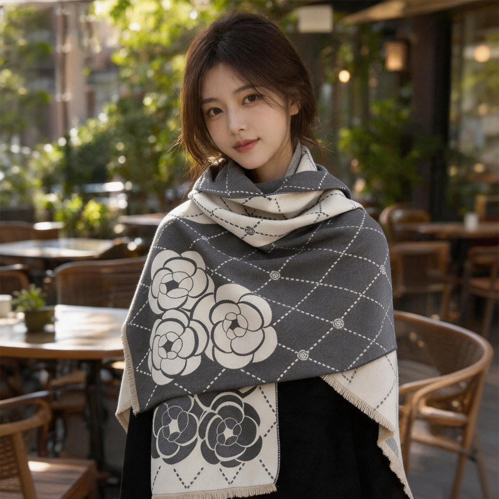 山茶花仿羊绒围巾冬季女高级感时尚百搭披肩秋冬两用保暖围脖加厚