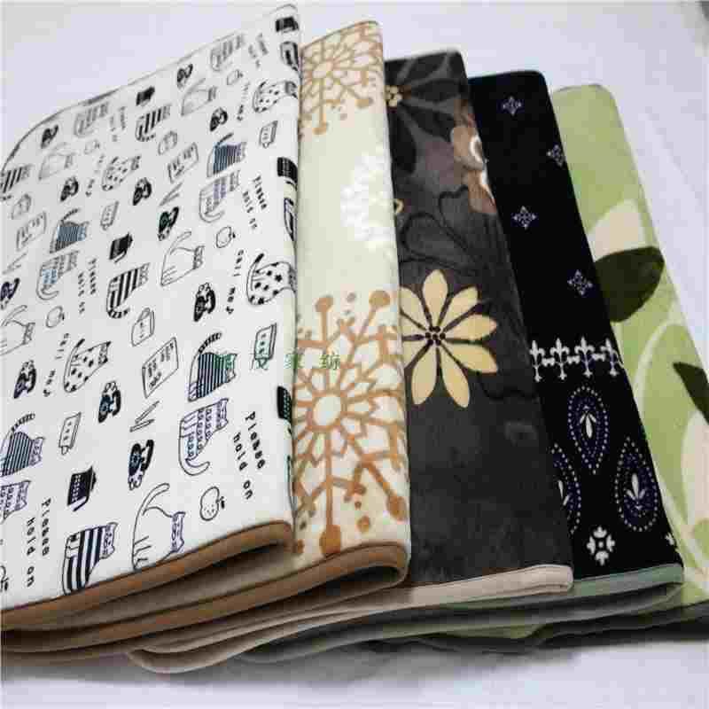 地垫印花珊瑚绒布外贸尾货特惠价脚垫床前垫子爬行垫飘窗垫80x120