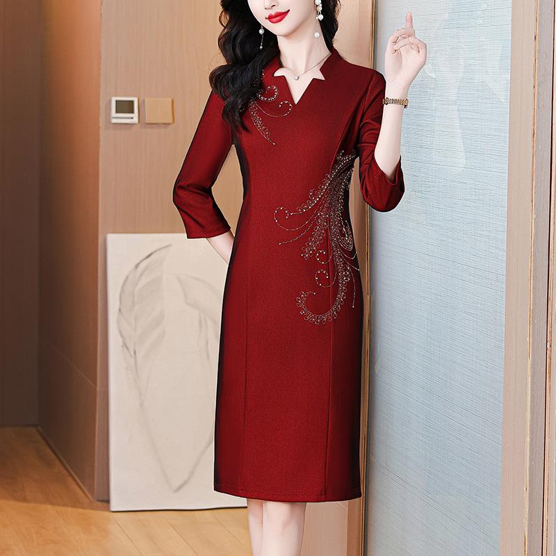 MONLOUVE高端妈妈婚宴旗袍喜服2025新款高贵洋气喜婆婆结婚礼服大