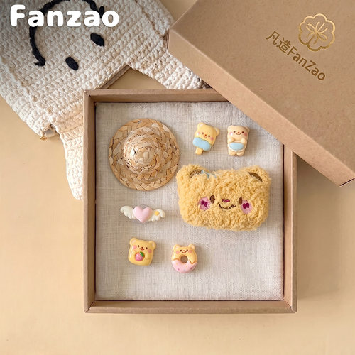 Fanzao毛绒熊洞洞鞋可爱卡扣
