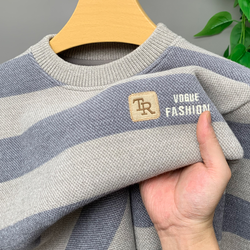 毛衣男圆领一体绒保暖上衣冬季韩版男装横条纹加绒加厚针织打底衫