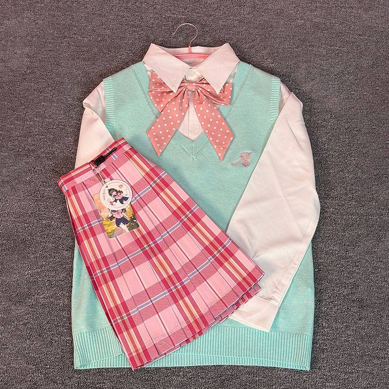 川町香【川知音】刺绣马甲套装原创正版格裙背心学院女秋冬叠穿