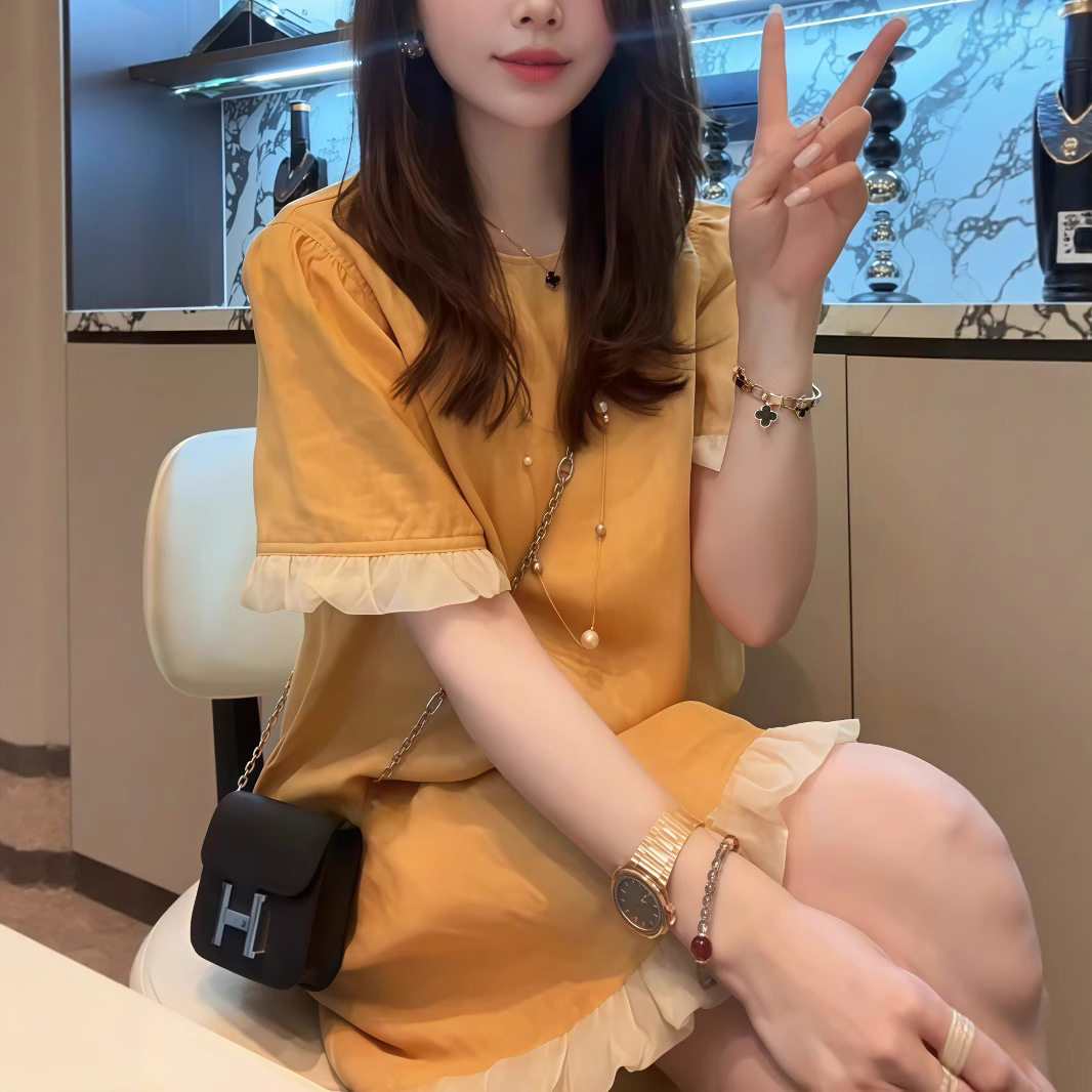 巨好看的夏装连衣裙新款今年流行爆款百搭茶里茶气小裙子