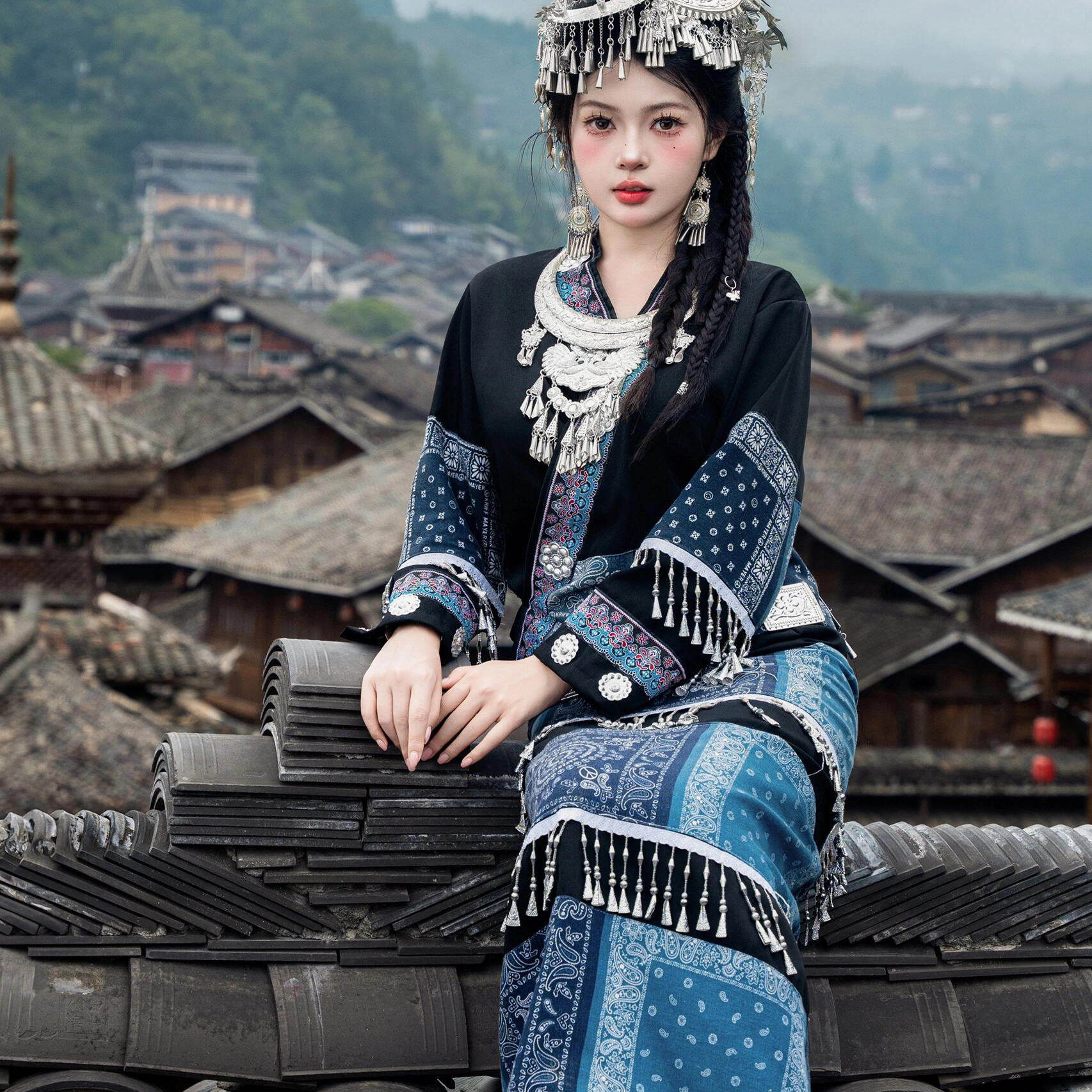 爆款苗族服装少数民族旅拍摄影苗疆少女服饰土家族演出舞蹈女装新