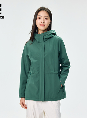 ROCKICE冲锋软壳衣女新款户外防风防水抓绒衣外套收腰徒步登山服