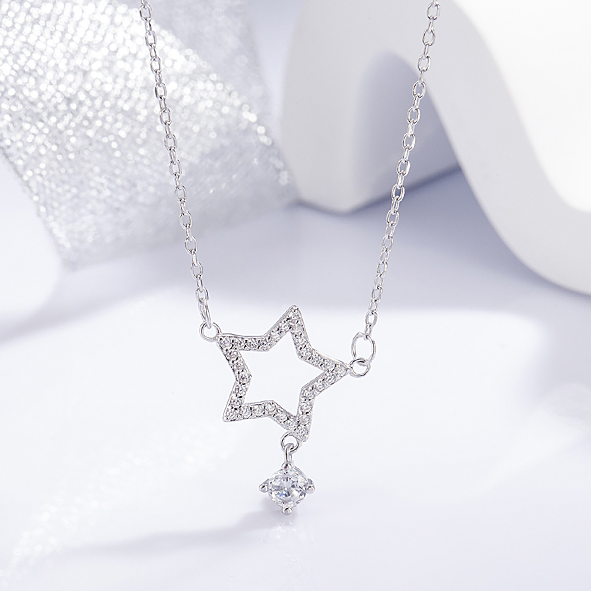 日本品质S925银镂空星星项链五角星吊坠锁骨链女性日常通勤佩戴首