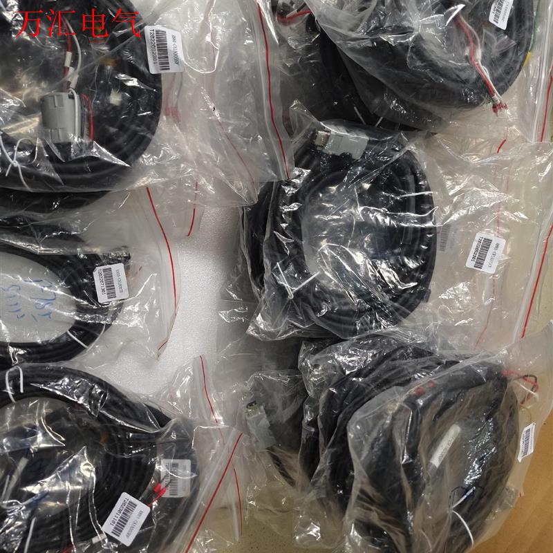 欧姆龙伺服动力线5米 R88A-CA1A005SF CR1A(议价)