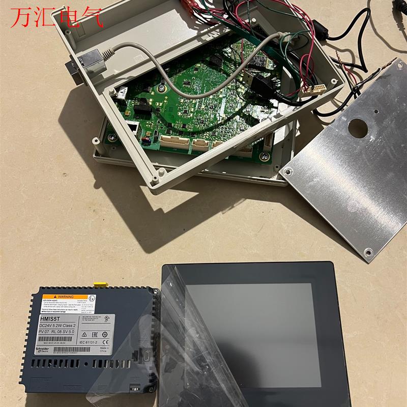 施耐德触摸屏HMIS5T已卖 只有HMIS85W(议价)