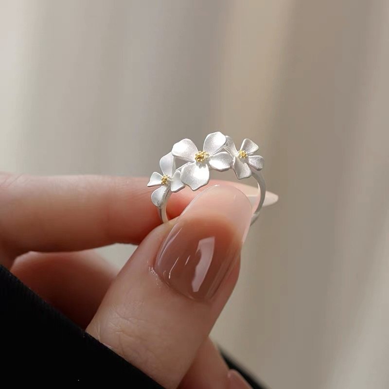 新品S999足银甜美栀子花戒指女高级感花朵开口指环古风复古食指戒,饰品/流行首饰/时尚饰品新,银饰戒指,淘宝优惠券,粉丝福利购,淘宝优惠卷
