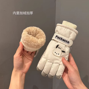 儿童滑雪玩雪手套冬季女童可爱防风小学生骑车加绒厚保暖防水男孩