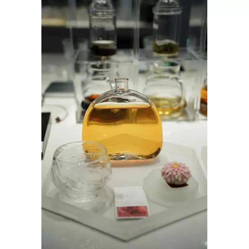 圆形冷萃瓶月亮瓶新中式茶馆茶瓶高硼硅耐高温随身水壶泡酒瓶茶具
