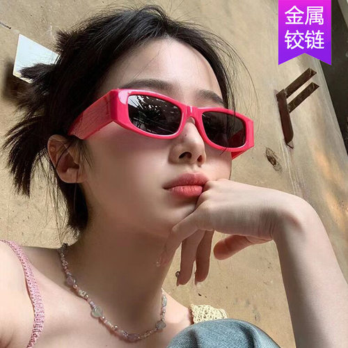 英系coss koko个性小框墨镜女士高级感新款时尚太阳镜防紫外线