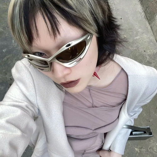 英系coss koko防风太阳镜有洞新款欧美太阳眼镜个性女yk运动骑行