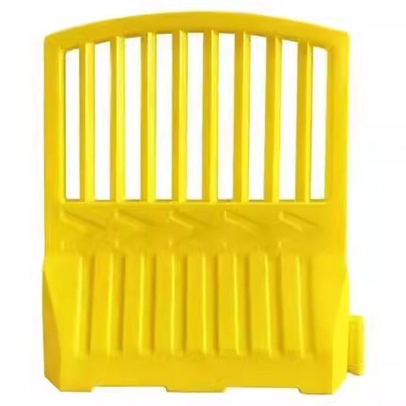 山西滚塑三孔水马1.8米围挡注水围栏塑料隔离墩铁马护栏道路防撞