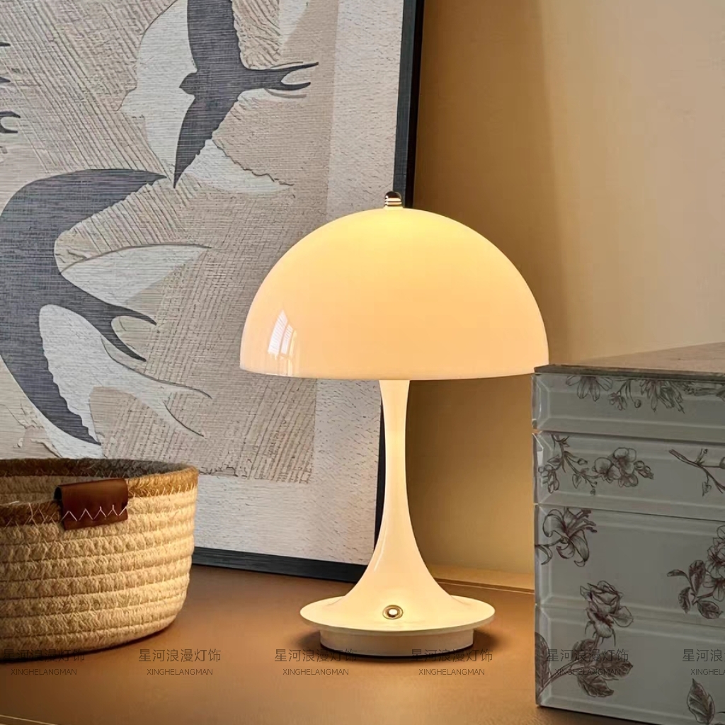 奶油风充电触摸式蘑菇台灯氛围灯