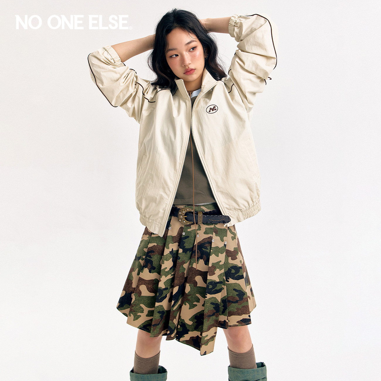 NO ONE ELSE字母刺绣短外套女2026夏季新款条纹翻领长袖机能夹克