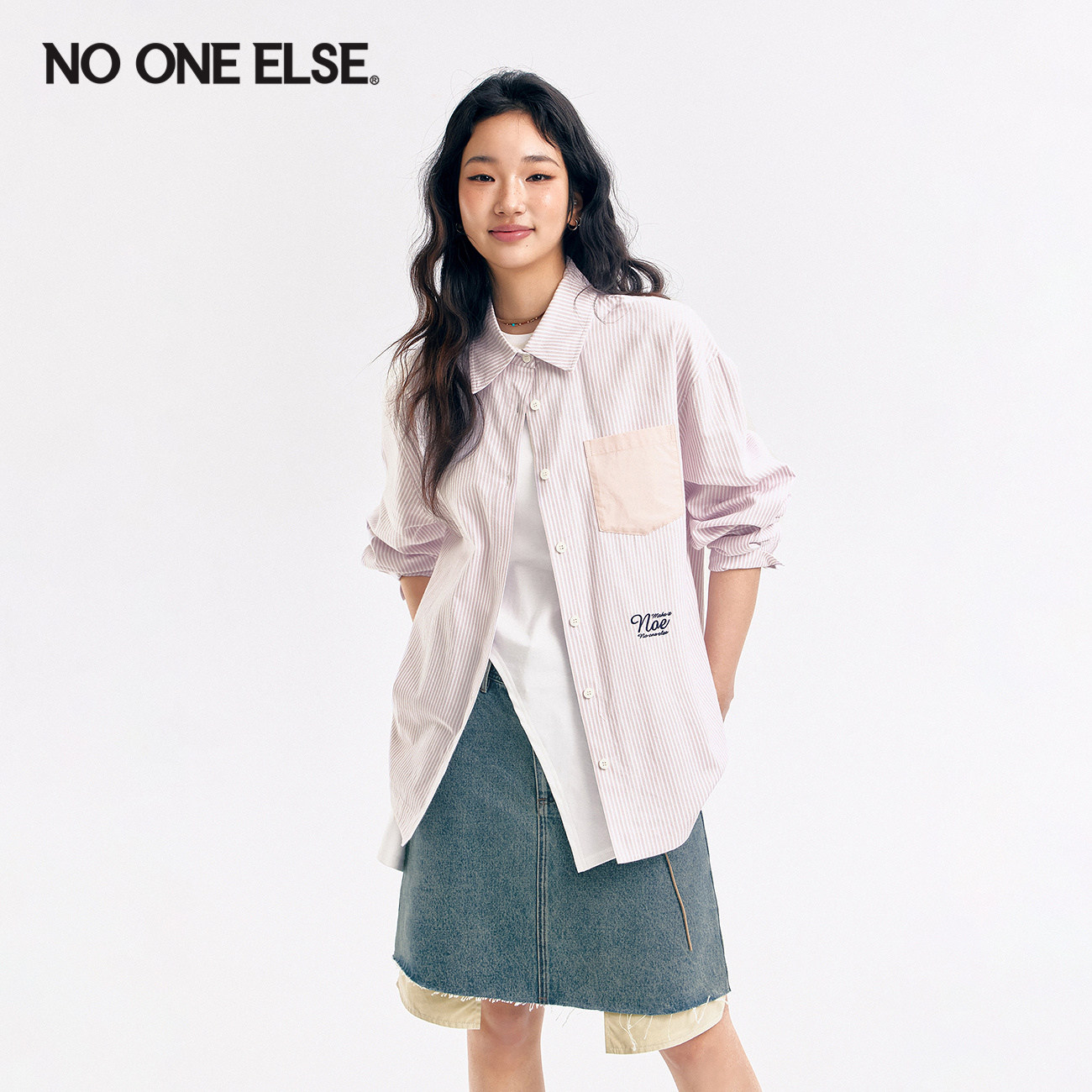 NO ONE ELSE字母条纹衬衫女士2026夏季新款口袋绣花宽松长袖衬衣