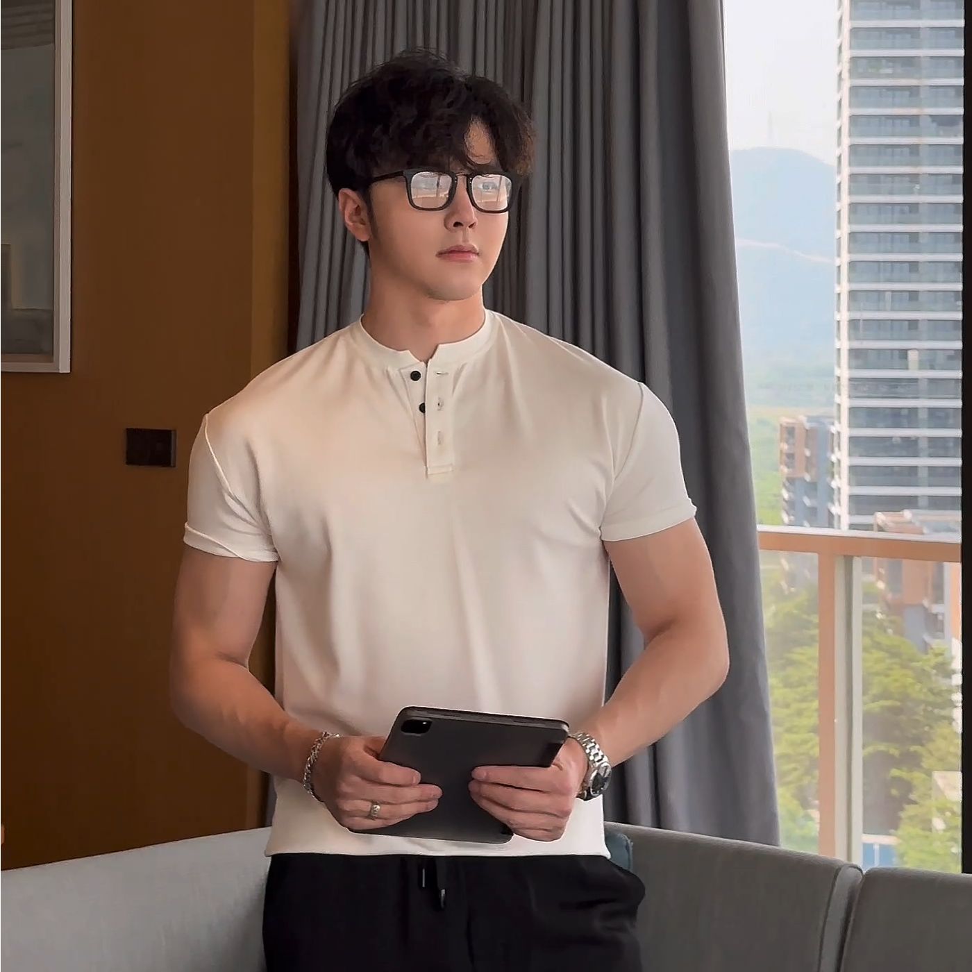 64支亨利冰感空气层速干落肩收手袖高弹滑凉感短袖T恤休闲亨利衫