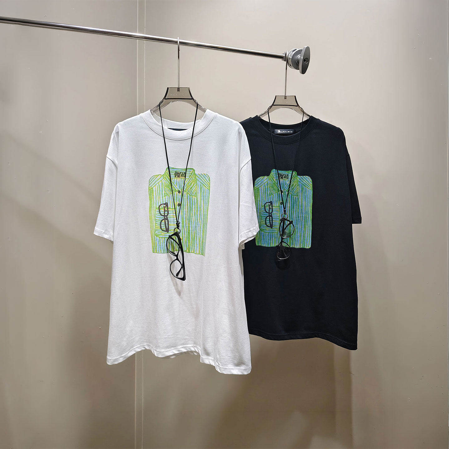 MBS.欧洲站新款HELMCH美式圆领眼镜搭配上衣涂鸦印花宽松短袖T恤