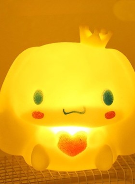 玉桂狗儿童发光玩具玩偶新卡通卧室实用摆件床头灯大耳狗小夜灯