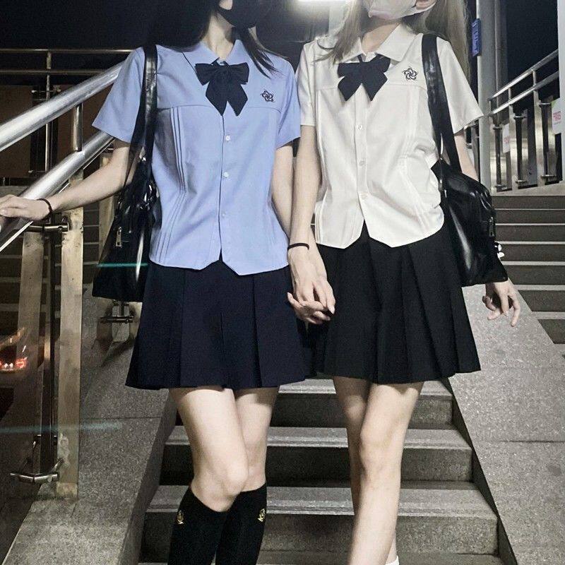 【樱花】原创jk衬衫泰式刺绣尖领衬衫jk箱褶裙制服短裙双子套装女