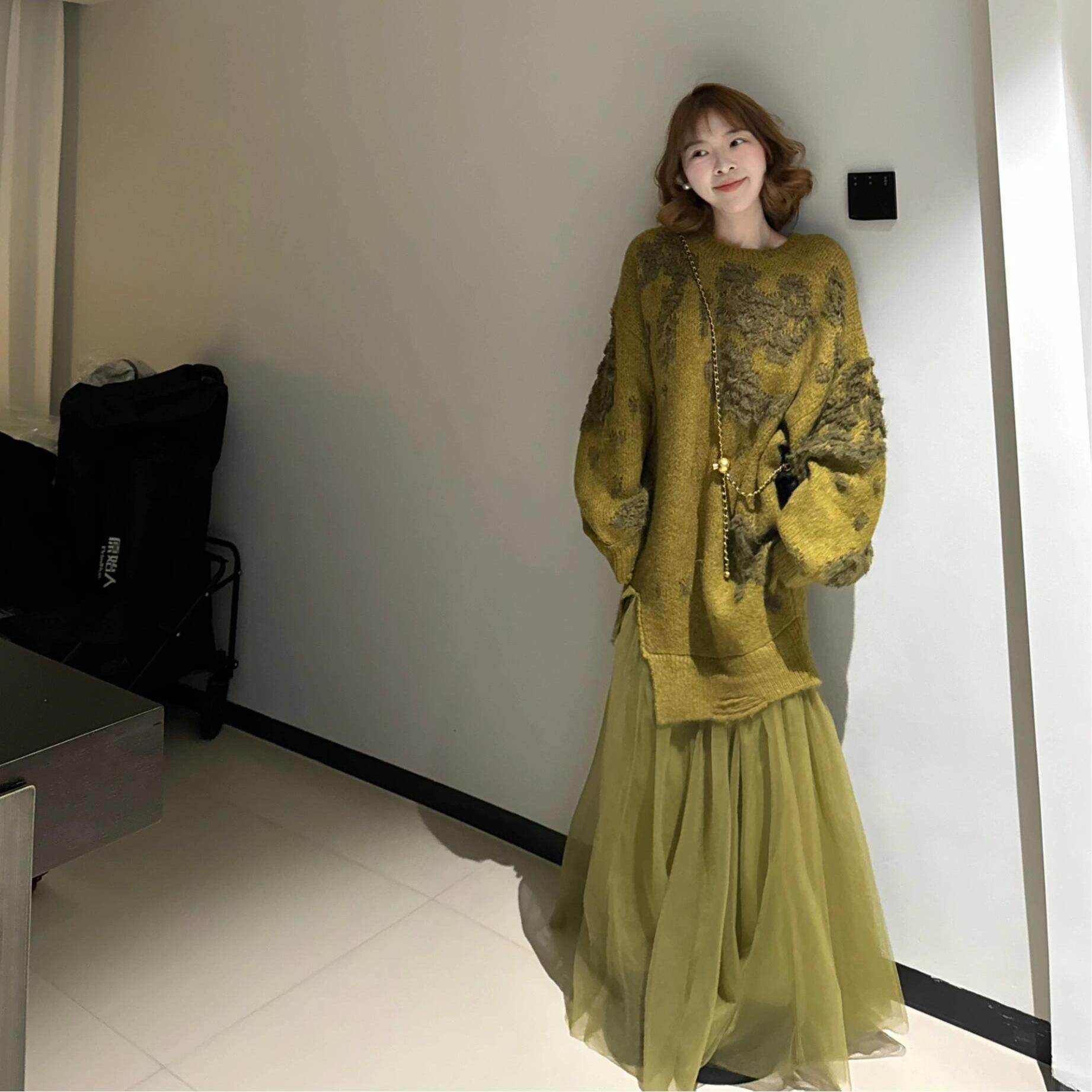 清冷御姐绿色连衣裙女秋冬新款重工毛衣裙今年流行爆款针织裙子潮