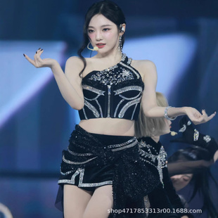 团宁艺卓同款supernova打歌服kpop路演爵士舞台表演出服装团购