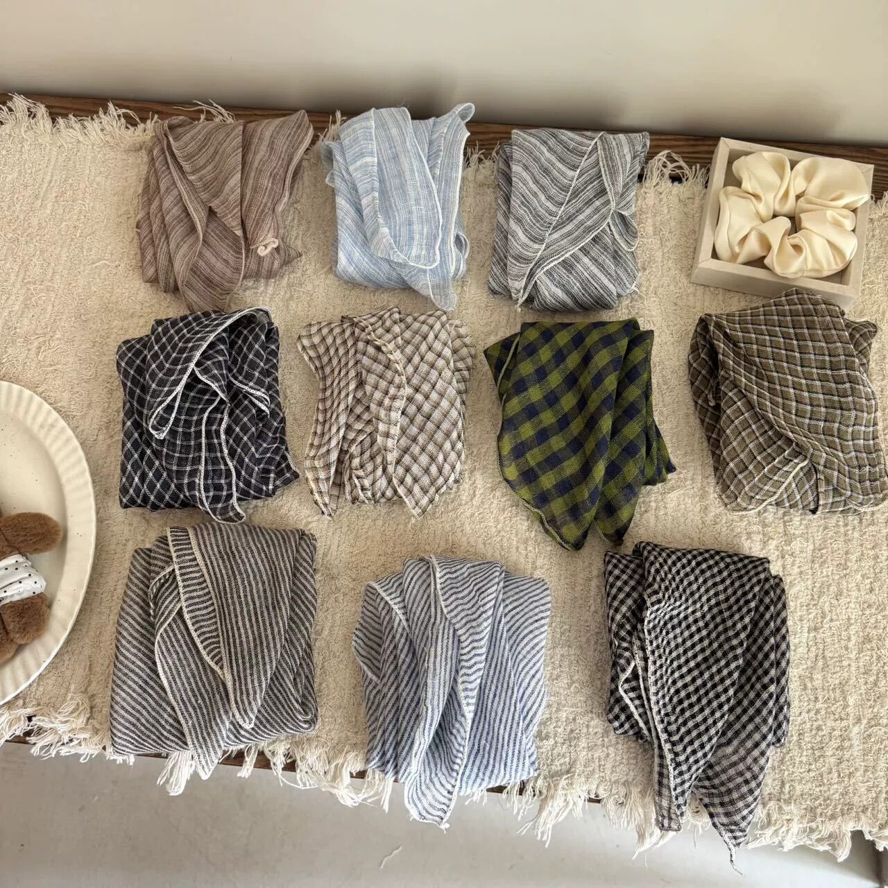 韩版条纹方巾女春夏季简约叠穿条纹亚麻百搭装饰护颈多色三角丝巾