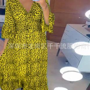 2023年新款大码超仙V领豹纹连衣裙海边度假沙滩裙宽松长裙子