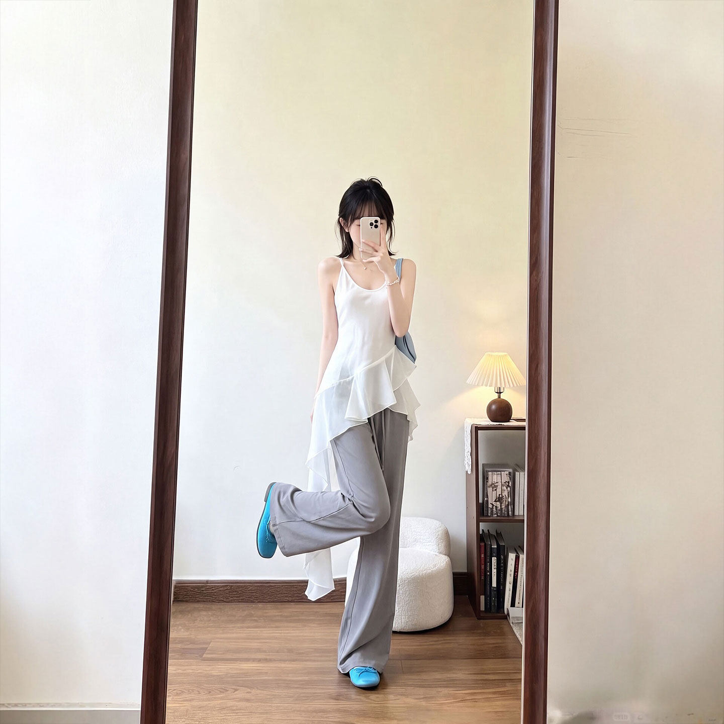 灰色防晒微喇裤女2026新款夏季薄款小个子夏天健身冰丝运动喇叭裤