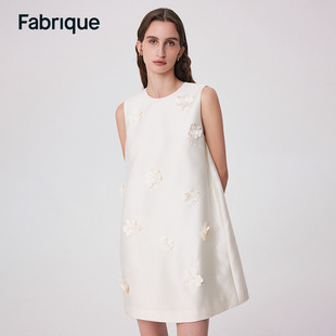 法式 Fabrique白玉山茶絲毛混紡立體珍珠裝 飾連衣裙女 新款 小白裙