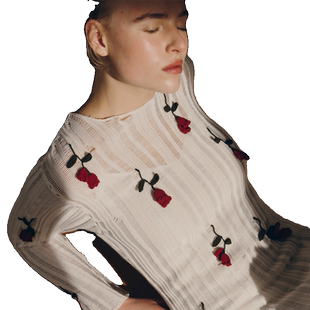 【高露同款】Fabrique 夜风铃手工钩花长袖针织连衣裙女2025新款