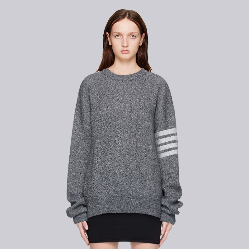 TB针织毛衣圆领套头线衣2026新款爆款女加厚冬季减龄漂亮洋气毛衣