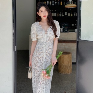 网红博主同款 睫毛蕾丝象牙白v领钻饰中长裙气质礼服连衣裙子 经典